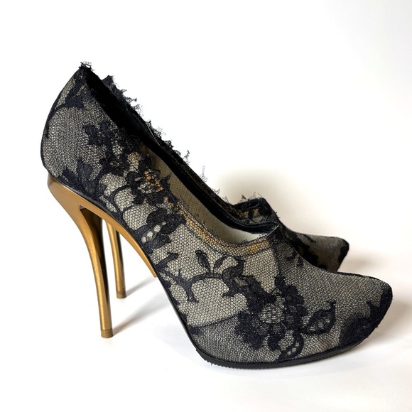 Giorgio Armani Vintage Lace Pumps size 35 - Picture 5 of 8